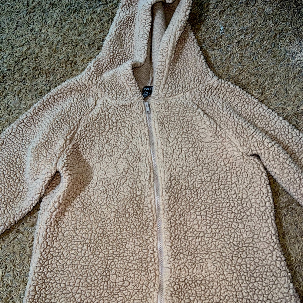 rue21 zip up teddy jacket